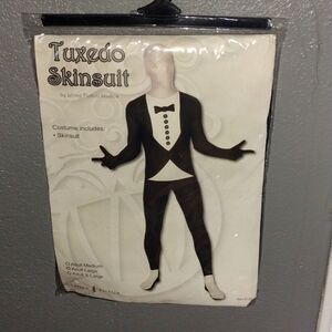 👻 🎃 Tuxedo Skinsuit Costume